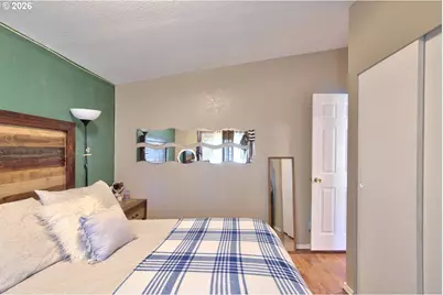 20140 NE Sandy Blvd #59, Fairview, OR 97024 - Photo 23