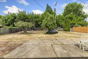 17937 SE Lincoln St, Portland, OR 97233 - Photo 19