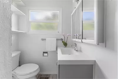 17937 SE Lincoln St, Portland, OR 97233 - Photo 11