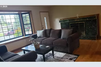 1026 SE 213th Ave, Gresham, OR 97030 - Photo 7