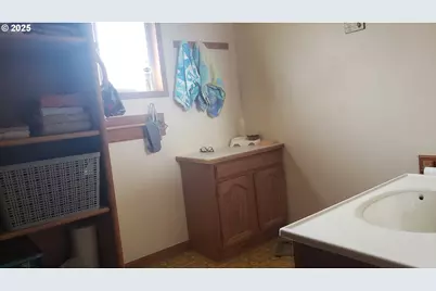 1026 SE 213th Ave, Gresham, OR 97030 - Photo 23