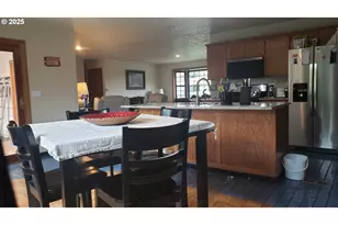 1026 SE 213th Ave, Gresham, OR 97030 - Photo 11