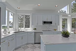 9428 NW Hopedale Ct, Portland, OR 97229 - Photo 9