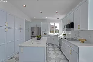 9428 NW Hopedale Ct, Portland, OR 97229 - Photo 11