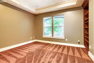 7015 SE 127th Ave, Portland, OR 97236 - Photo 9