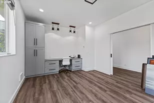 88060 Lake Point Dr, Florence, OR 97439 - Photo 15