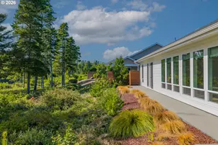 88060 Lake Point Dr, Florence, OR 97439 - Photo 11