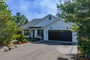88060 Lake Point Dr, Florence, OR 97439 - Photo 1