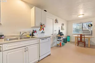 3577 Concord St, Eugene, OR 97402 - Photo 27