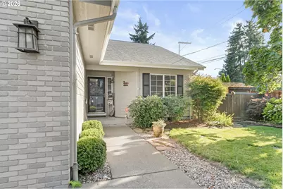 1415 Gilham Rd, Eugene, OR 97401 - Photo 3