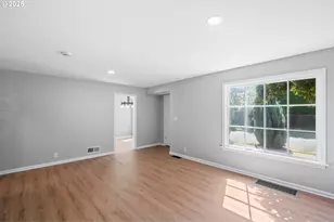 7776 SW 5th Ave., Portland, OR 97219 - Photo 9
