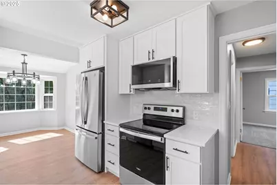 7776 SW 5th Ave, Portland, OR 97219 - Photo 17