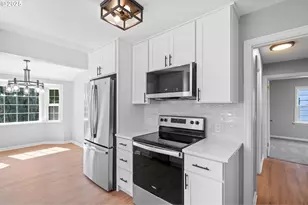 7776 SW 5th Ave., Portland, OR 97219 - Photo 17