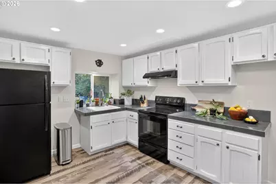 4721 SW 45th Ave, Portland, OR 97221 - Photo 9