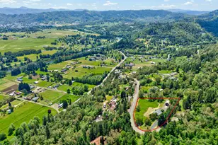 781 Black Oak Dr, Roseburg, OR 97471 - Photo 43