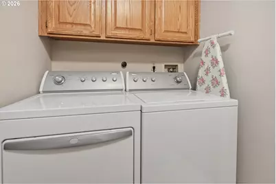 12706 SW Barberry Dr, Beaverton, OR 97008 - Photo 9