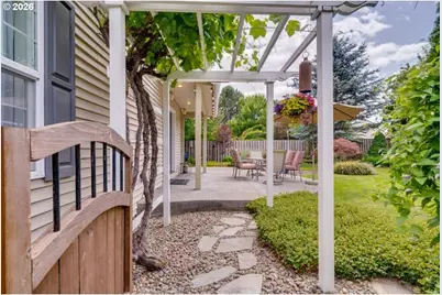 2145 NW Chrystal Dr, McMinnville, OR 97128 - Photo 41