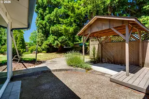 4742 Thunderbird St, Eugene, OR 97404 - Photo 41