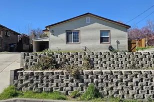 711 SE 8th St, Pendleton, OR 97801 - Photo 1