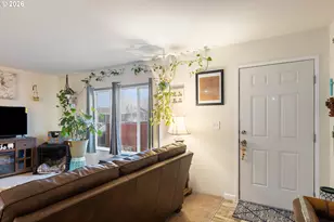 434 NW Broc Dr, Winston, OR 97496 - Photo 5