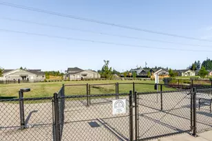 7341 SE Treeline St, Hillsboro, OR 97123 - Photo 13