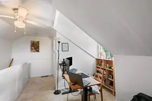 12425 SW 7th St, Beaverton, OR 97005 - Photo 21