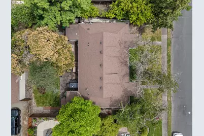 12425 SW 7th St, Beaverton, OR 97005 - Photo 29
