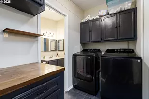 12450 SW Fischer Rd, Portland, OR 97224 - Photo 27
