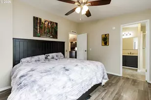 12450 SW Fischer Rd, Portland, OR 97224 - Photo 21