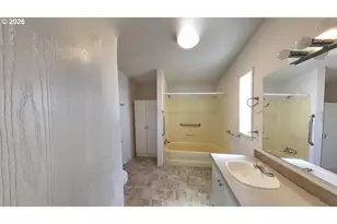 94120 Strahan St, Gold Beach, OR 97444 - Photo 11