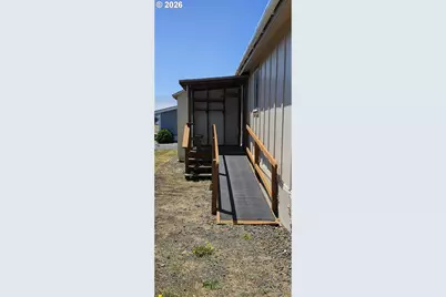 94120 Strahan St #24, Gold Beach, OR 97444 - Photo 13
