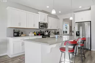 329 S 7th St, Carlton, OR 97111 - Photo 13