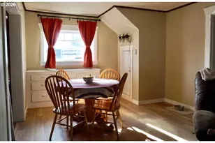 608 SW 2nd St, Enterprise, OR 97828 - Photo 5