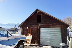 608 SW 2nd St, Enterprise, OR 97828 - Photo 15