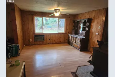 8974 Spirit Lake Hwy, Toutle, WA 98649 - Photo 11