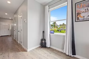 413 NW 5th St, Newport, OR 97365 - Photo 7