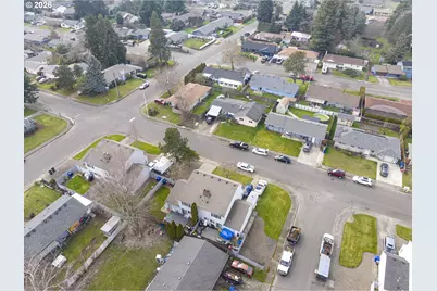 4212 47th Ave NE, Salem, OR 97305 - Photo 13