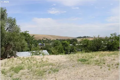 526 SE 15th St, Pendleton, OR 97801 - Photo 5