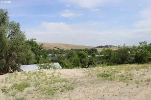 526 SE 15th St, Pendleton, OR 97801 - Photo 5