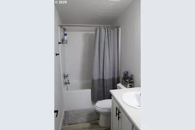 526 SE 15th St, Pendleton, OR 97801 - Photo 21