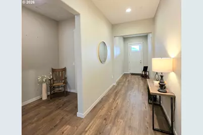 931 W Magnolia Loop, Washougal, WA 98671 - Photo 5