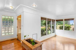850 NE 148th Ave, Portland, OR 97230 - Photo 5