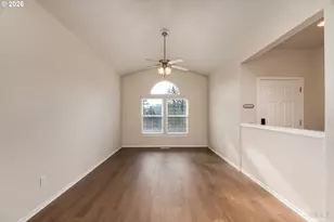 926 NE Sunset Ct, Clatskanie, OR 97016 - Photo 3