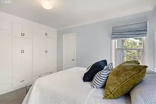 2490 Emerald St, Eugene, OR 97403 - Photo 21