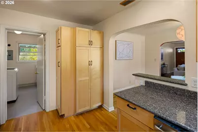 2490 Emerald St, Eugene, OR 97403 - Photo 19