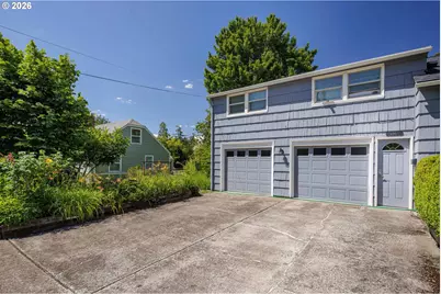 2490 Emerald St, Eugene, OR 97403 - Photo 25