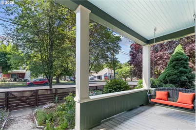 701 Washington Ave, La Grande, OR 97850 - Photo 5