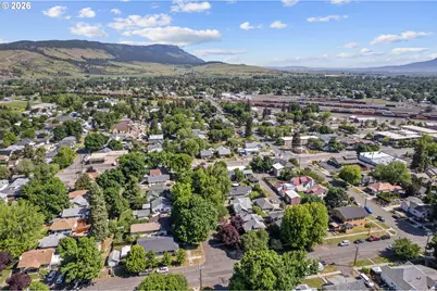 701 Washington Ave, La Grande, OR 97850 - Photo 39