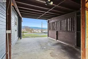 2306 W 13th St, The Dalles, OR 97058 - Photo 29