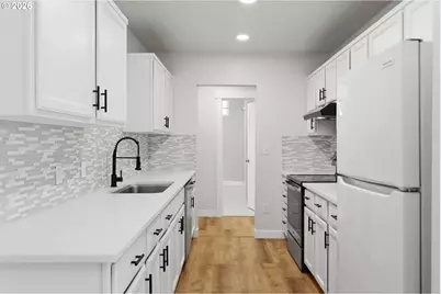 2306 W 13th St, The Dalles, OR 97058 - Photo 7